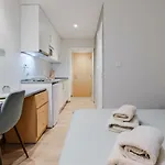 Lovely Fully Equipped Near Subway N9 شقة *