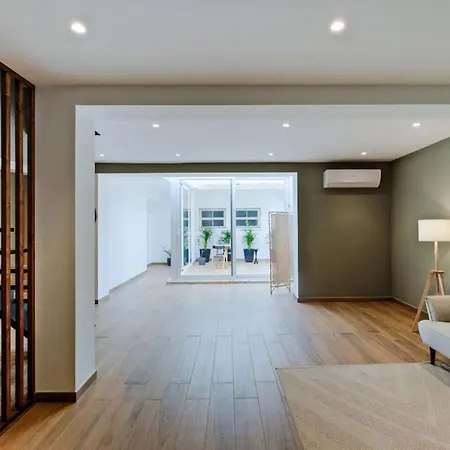 Lovely Fully Equipped Near Subway N9 Lejlighed *